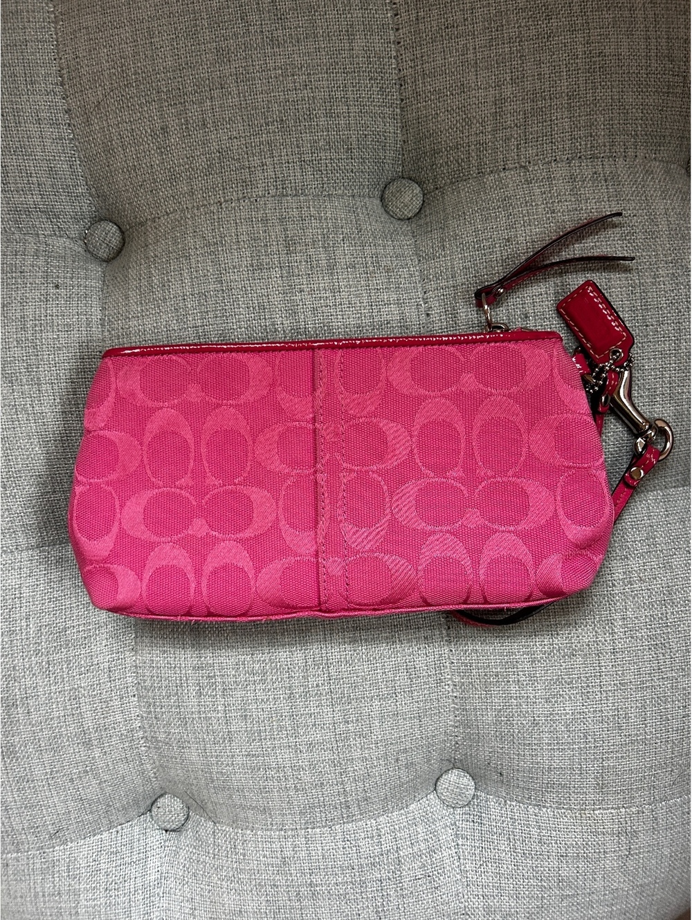 Coach Signature C Jacquard Wristlet Hot Pink Patent Leather Y2K - Picture 6 of 8